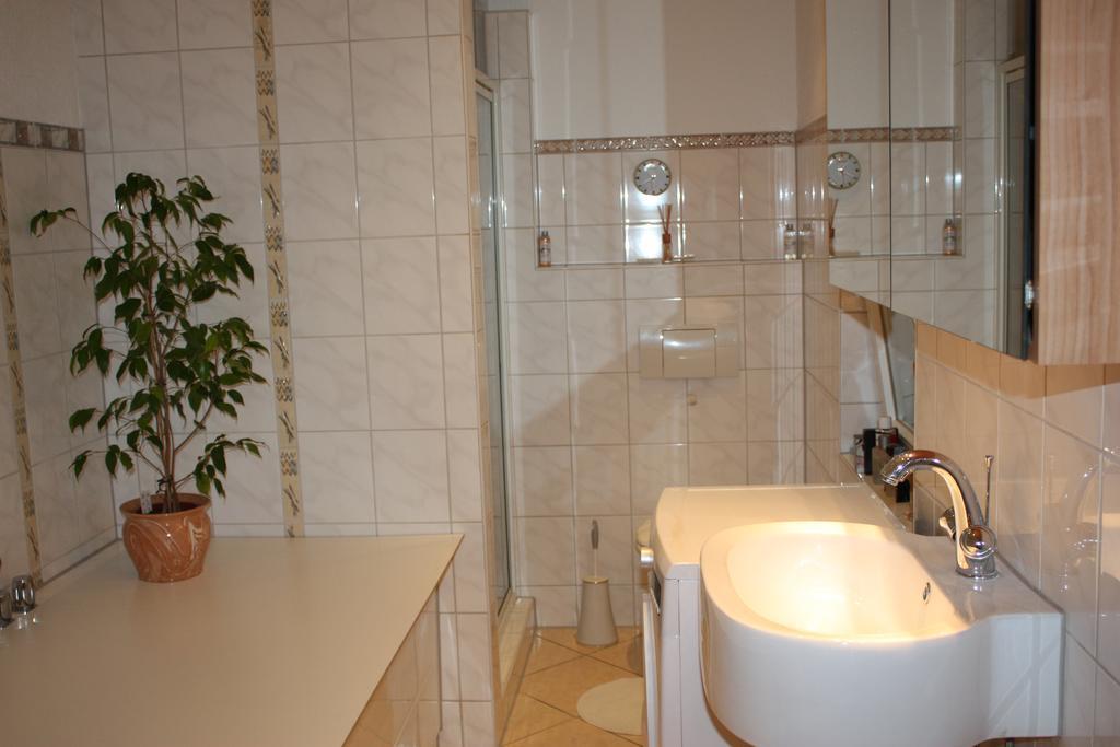 Privatzimmer San Ringsheim Buitenkant foto