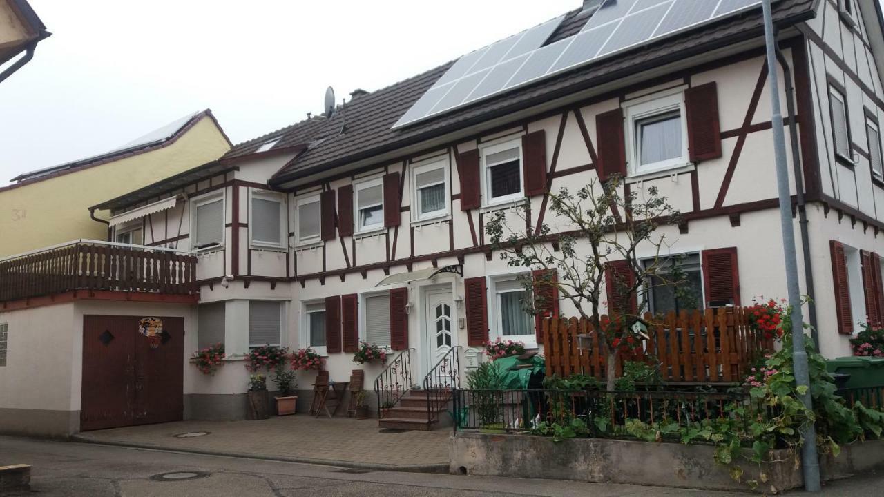 Privatzimmer San Ringsheim Buitenkant foto